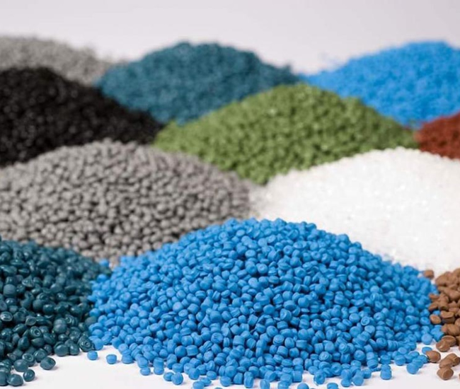 What are the properties of polyethylene raw material?